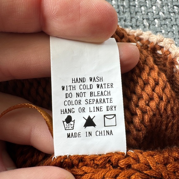 Debut HOWDY Rust Knit Sweater Vest with Cream Trim - Picture 4 of 7